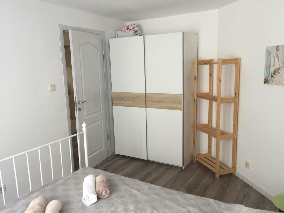 Apartment Button In Downtown София Экстерьер фото